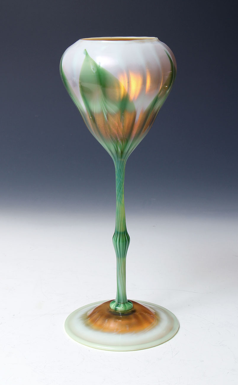 Tiffany Favrile, Floriform decorated vase