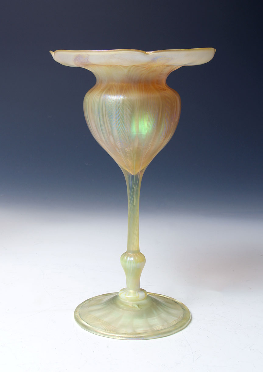 Tiffany Favrile, Floriform decorated vase